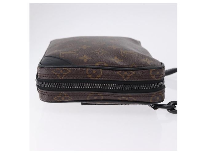 LOUIS VUITTON Monogram Solar Ray Utility Front Bag M44468 LV Auth 195330A Monogramma - vista 3