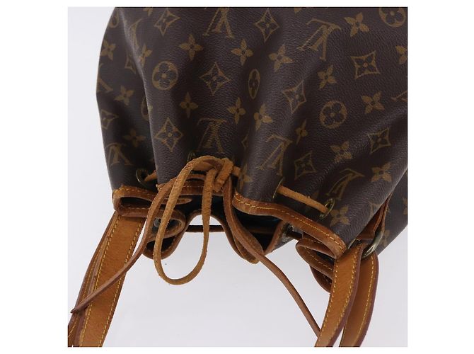 LOUIS VUITTON Borsa a tracolla Monogram Petit Noe M42226 LV Auth 193342 Monogramma - vista 6