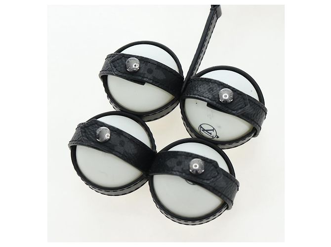 LOUIS VUITTON Monogram Eclipse Set Ping Pong James Club Case LV Auth BA14606SM Monogramme - vue 9
