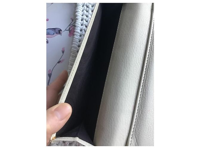 Gucci Guccissima Geldbörse aus hellbeigem Leder - Ansicht 10