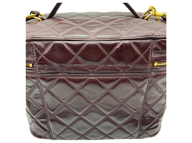 Chanel Burgundy Quilted Leather Vanity Case Red - view 4