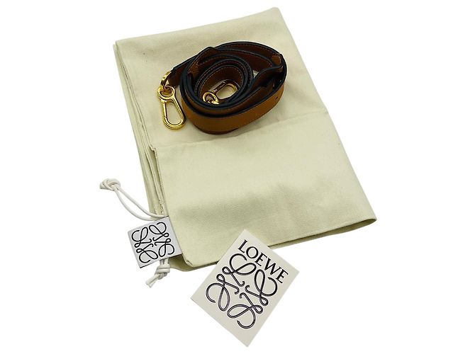 Borsa a spalla Puzzle Loewe in pelle di vitello grana Tan Cammello - vista 10