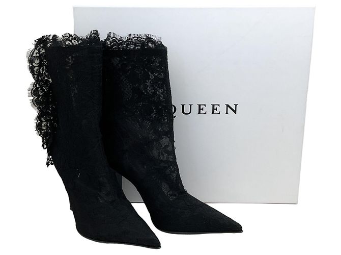 Botines Heron de encaje negro Alexander McQueen - vista 6