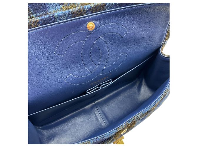 Timeless Borsa a tracolla Chanel 2.55 Reissue matelassé Blu Navy / Marrone - vista 10