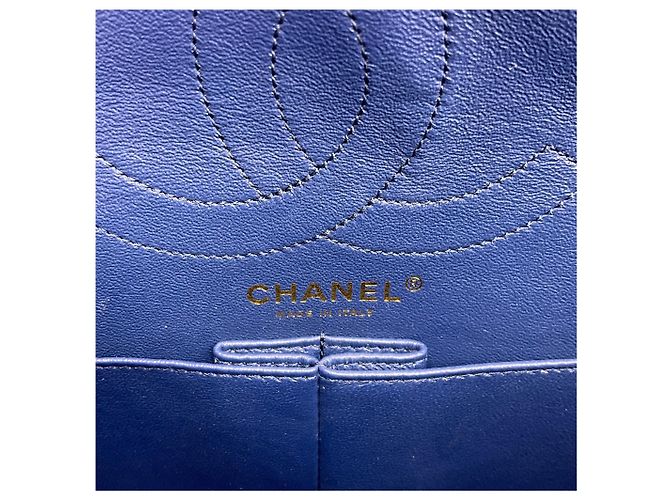 Timeless Borsa a tracolla Chanel 2.55 Reissue matelassé Blu Navy / Marrone - vista 9