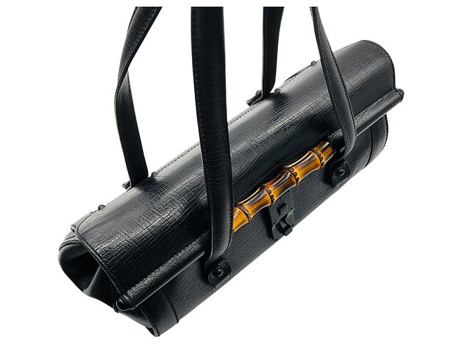 Borsa a tracolla Gucci in pelle nera Bamboo Bullet Nero - vista 5
