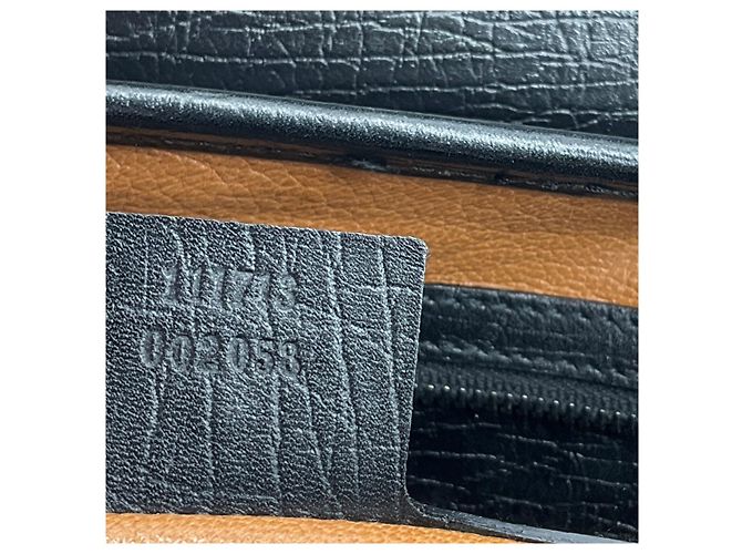 Borsa a tracolla Gucci in pelle nera Bamboo Bullet Nero - vista 8