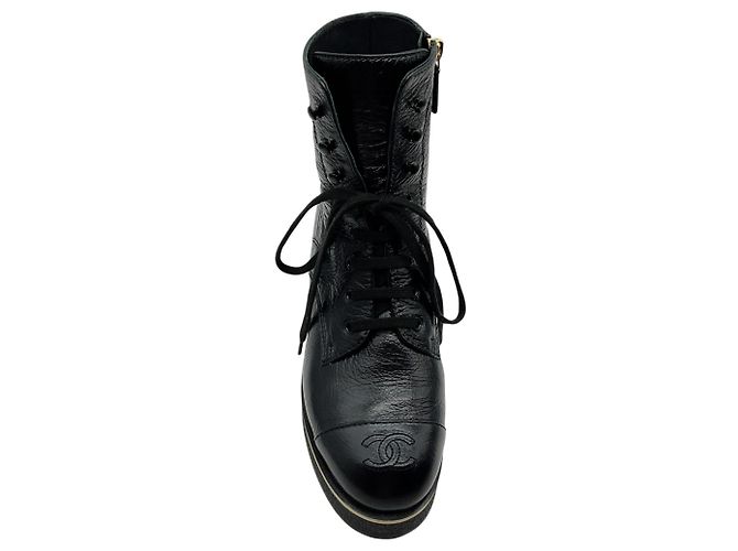 Botas de combate con cordones de piel charolada arrugada negra Chanel Negro - vista 4