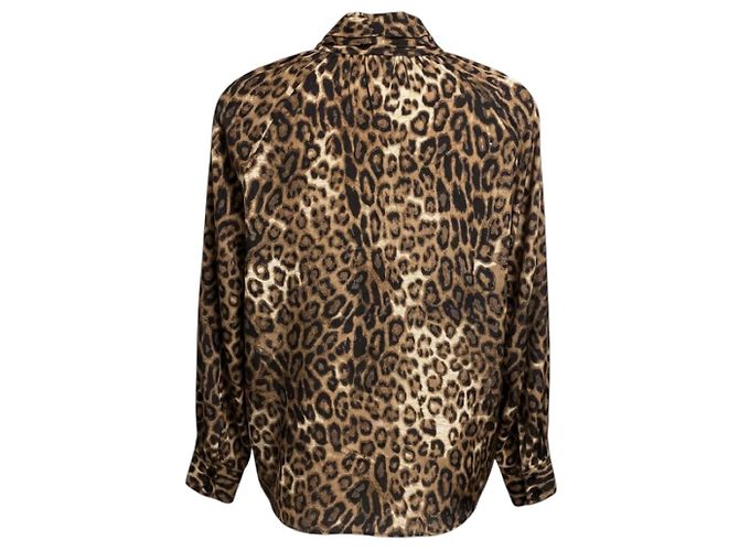 Blusa de seda Nili Lotan con estampado de leopardo marrón / negro - vista 3