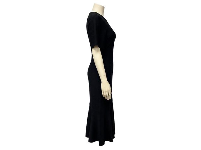 Herve Leger Vestido The Isabel Midi em malha bandage preta com mangas curtas e bainha com folhos - vista 2