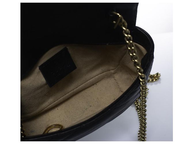 Gucci, Borsa mini marmont in pelle nera Nero - vista 10