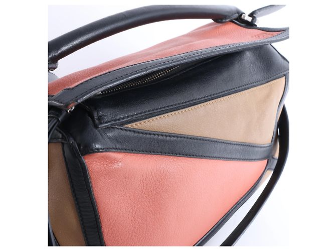 Bolso Loewe Puzzle Small de piel, bolso de mano 2 formas en negro x rosa - vista 13