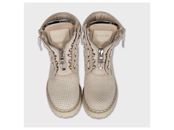 Balmain Schnürstiefel aus perforiertem Leder & Wildleder Größe 36.5 Gebraucht - Ansicht 2