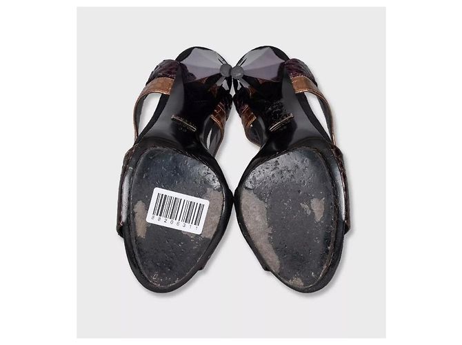 Sandali Gucci in pelle testurizzata Sz.38 usati - vista 5