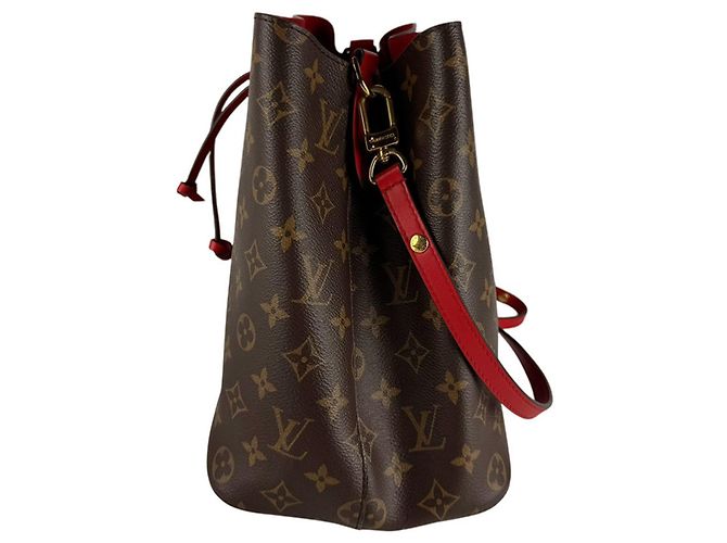 Néonoé Borsa a tracolla Louis Vuitton Monogram NeoNoe Rosso Monogramma - vista 2