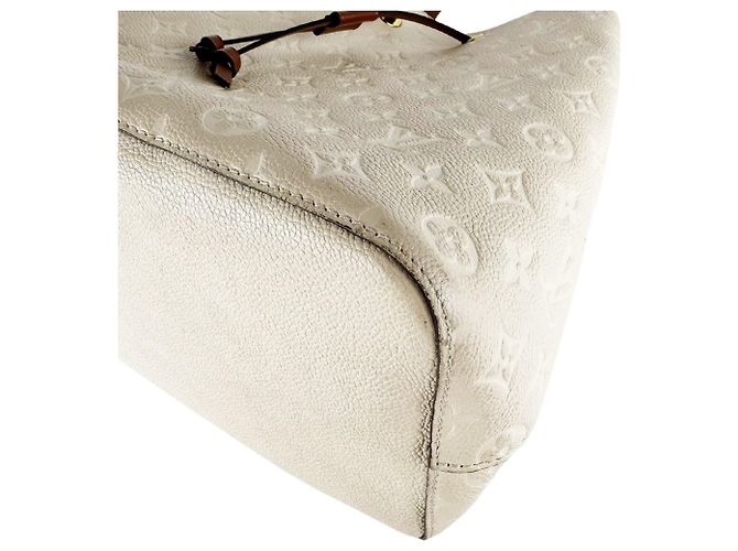 Néonoé Bolso Louis Vuitton Monogram Empreinte NeoNoe Beige - vista 7