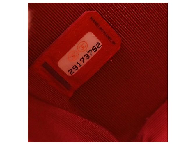 Chanel So Black Trendy CC Clutch com corrente em pele de cordeiro acolchoada Small Vermelho - vista 5