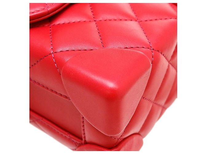 Chanel So Black Trendy CC Clutch com corrente em pele de cordeiro acolchoada Small Vermelho - vista 7