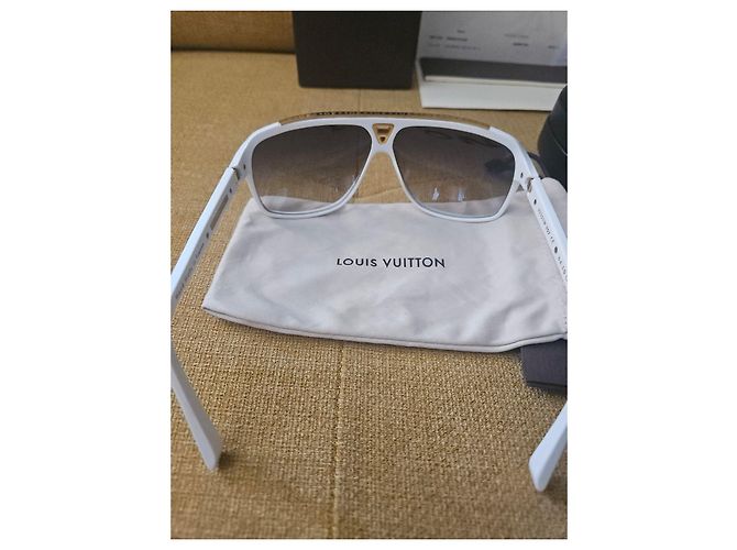 Occhiali da sole Louis Vuitton Attitude Aviator Bianco D'oro - vista 6