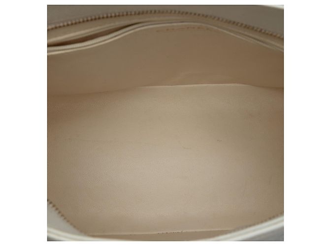 Tote Chanel Caviar Medallion Bianca Bianco - vista 4
