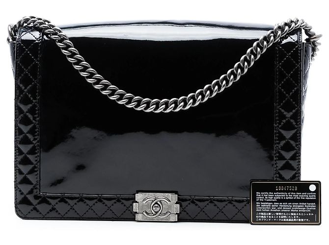 Borsa a tracolla Chanel Boy Reverso Flap Extra Large in vernice nera Nero - vista 8