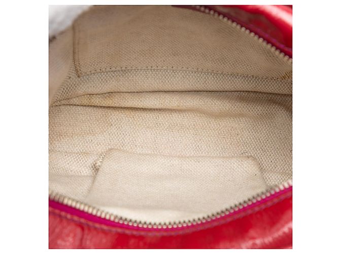 Borsa a tracolla Gucci Soho Disco in vernice rosa - vista 4