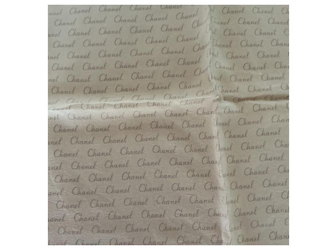 Foulard vintage Chanel in seta - stampa catena e gioielli Gripoix - etichetta Rosso Blu Beige D'oro Grigio Bordò - vista 12