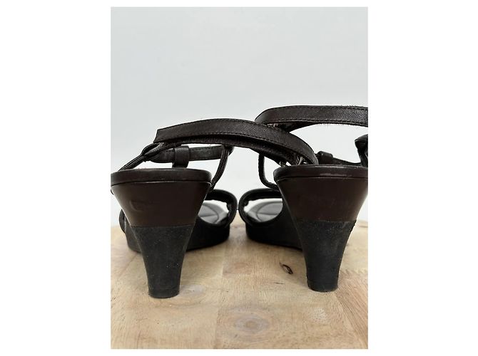 Sandali wedge in pelle marrone scuro da donna Prada - vista 9