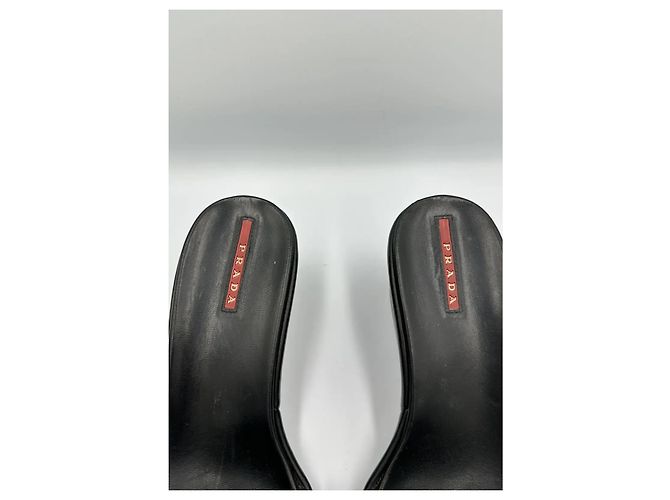 Mules con zeppa Prada eleganti realizzate in pelle liscia nera Nero - vista 11