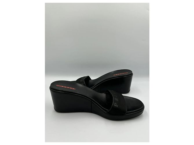 Mules con zeppa Prada eleganti realizzate in pelle liscia nera Nero - vista 8