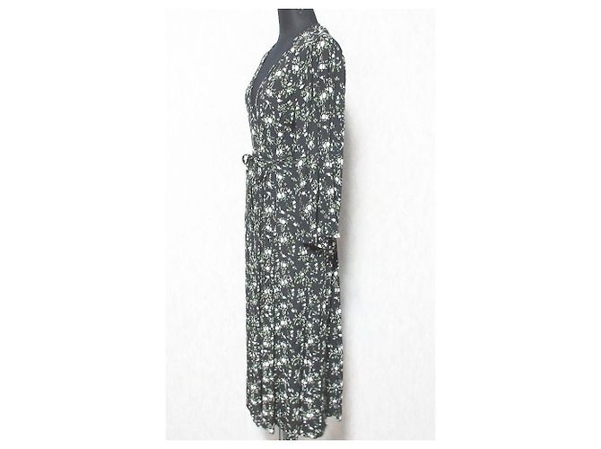 Autre Marque Ganni Blumen-Wickelkleid Schwarz - Ansicht 3
