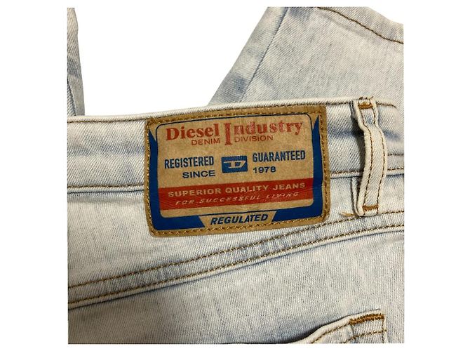 Autre Marque Diesel DE-GINNY Denim Shorts Blau Hellblau - Ansicht 4