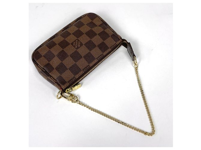 Louis Vuitton Mini Pochette Accessoires Marrone Damier ebene - vista 4
