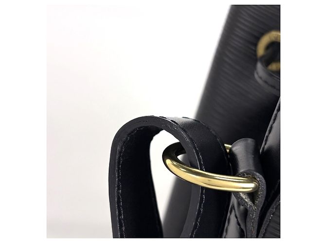 Noe Borsa a tracolla Louis Vuitton Petit Noé Nero - vista 5