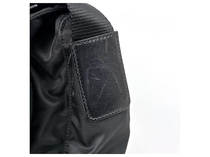 Borsa a tracolla Prada in nylon nero e pelle - vista 5