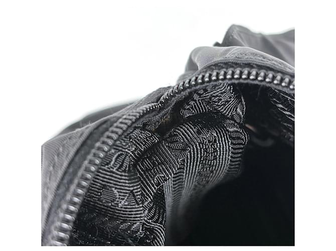 Borsa a tracolla Prada in nylon nero e pelle - vista 7