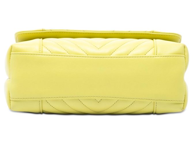 Chanel Yellow Small Quilted Calfskin Daily Chevron Flap Giallo - vista 3