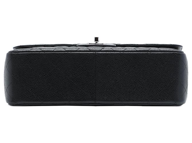 Chanel Black Jumbo Classic Caviar Double Flap Nero - vista 3