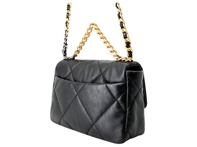 Chanel 19 Flap Medium in nappa nera Nero - vista 2