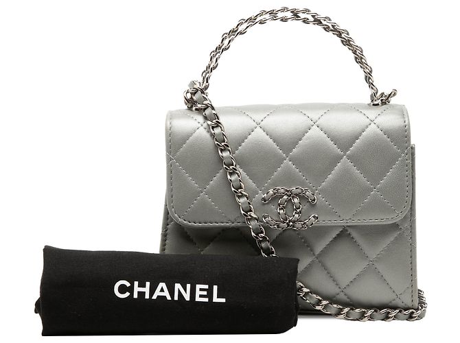Chanel Mini CC Metallic Lambskin Top Handle Clutch con catena, argento - vista 7