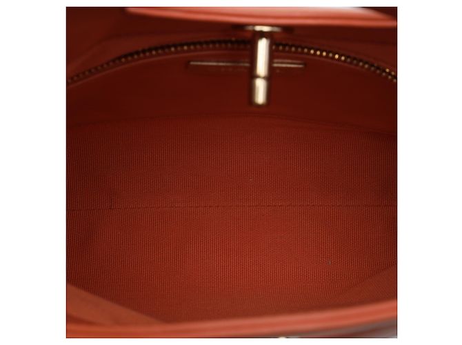 Borsa Chanel 31 Shopping Bag Mini in vitello grinzato lucido arancione - vista 4