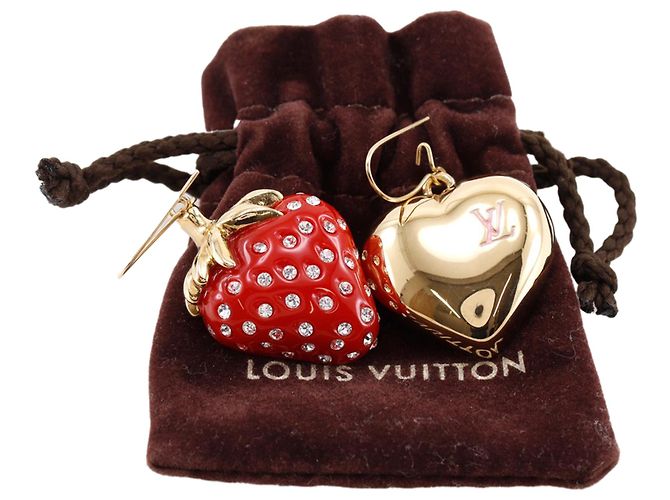 Orecchini Louis Vuitton Cuore Fragola in resina rossa placcata oro e strass Rosso - vista 6