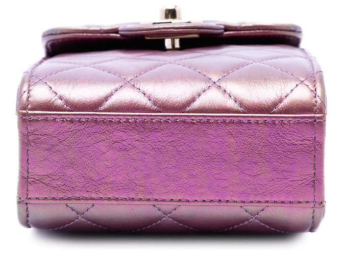 Chanel Purple CC gesteppter Handyhalter aus irisierendem Lammleder mit Kette Lila - Ansicht 3