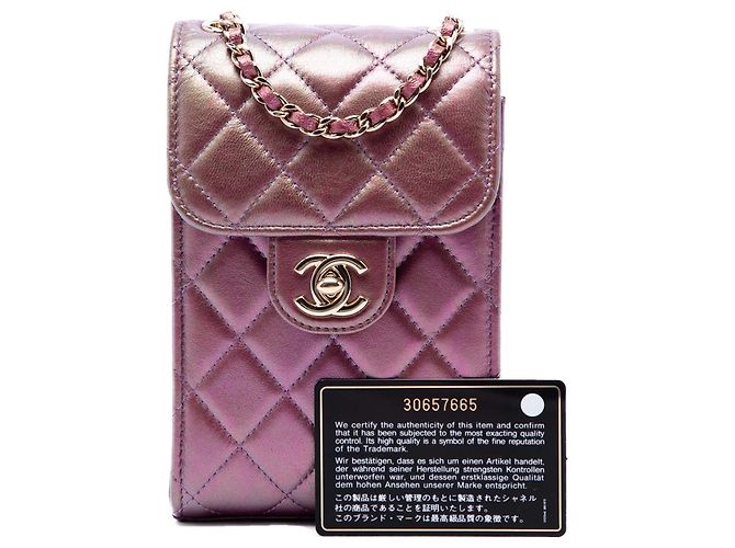 Chanel Purple CC gesteppter Handyhalter aus irisierendem Lammleder mit Kette Lila - Ansicht 7