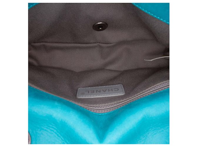 Chanel Blue CC Iridescent Calfskin Diamond Stitch Flap Azul Turquesa - vista 4