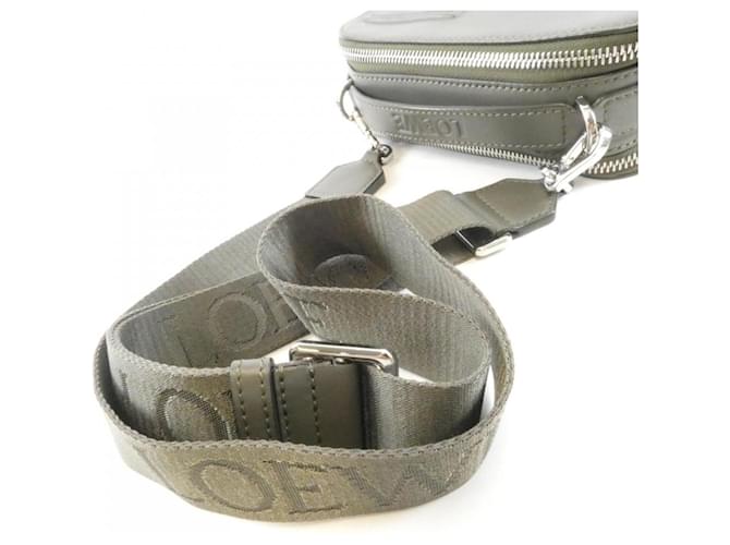 Borsa a tracolla Loewe Mini Camera Verde Cachi - vista 7