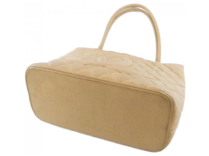 Bolsa Chanel 1804 Bege em pele de vitelo grão - vista 3