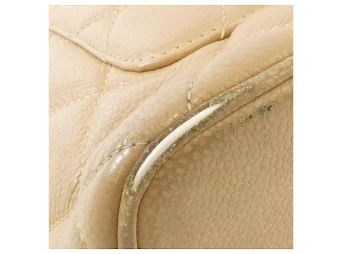 Bolsa Chanel 1804 Bege em pele de vitelo grão - vista 4