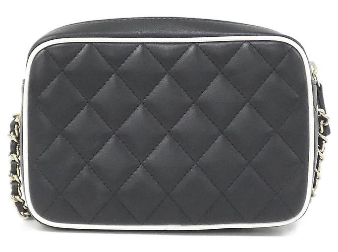Borsa a mano Chanel AP4516 in pelle d'agnello Nero Bianco - vista 2