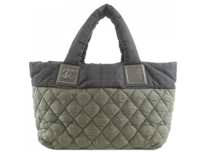 Bolso Chanel Coco Cocoon Caqui - vista 2
